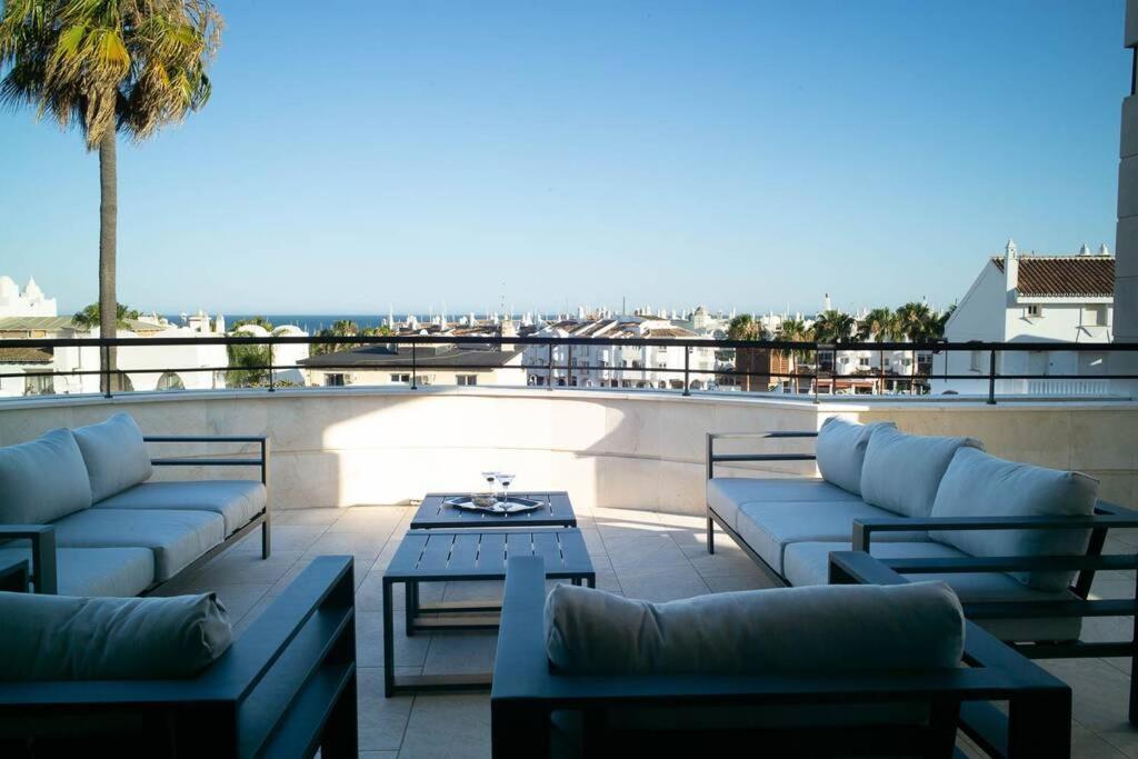 Beachside Villa In Puerto Marina, ベナルマデナ エクステリア 写真
