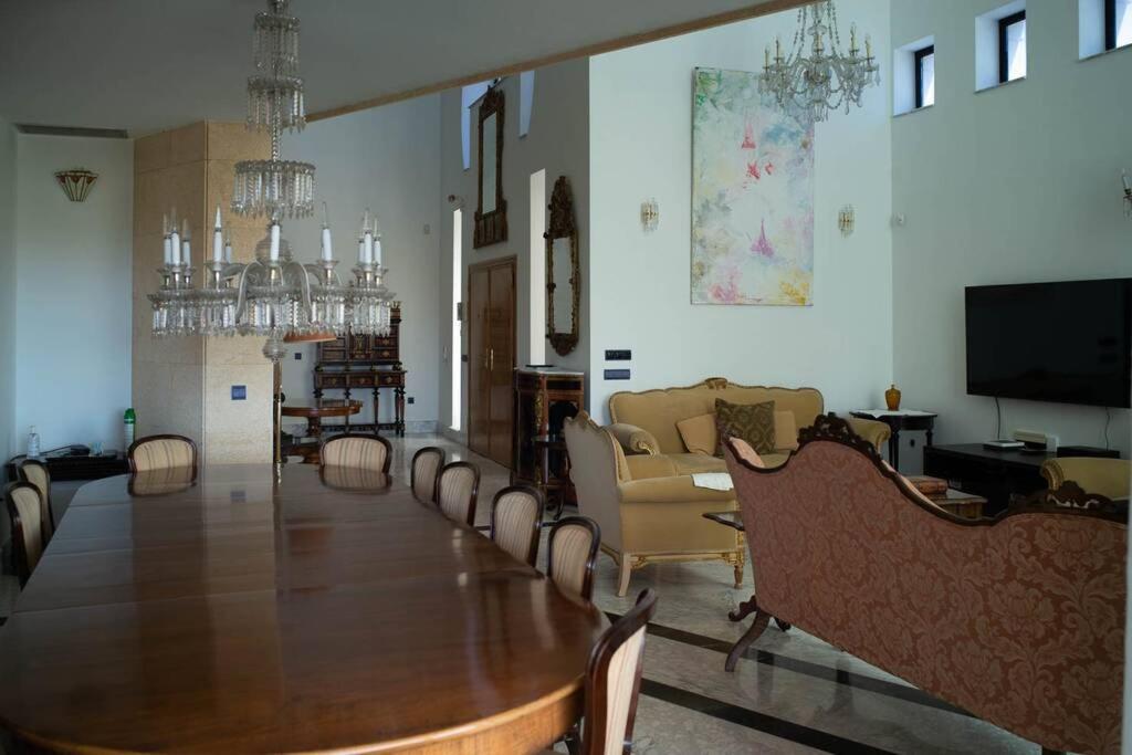 Beachside Villa In Puerto Marina, ベナルマデナ エクステリア 写真